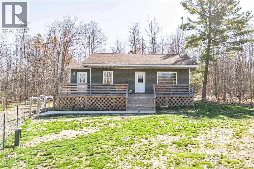 10 Edgewater Lane, Cumberland Bay, New Brunswick  E4A 3G9 - Photo 2 - NB138561