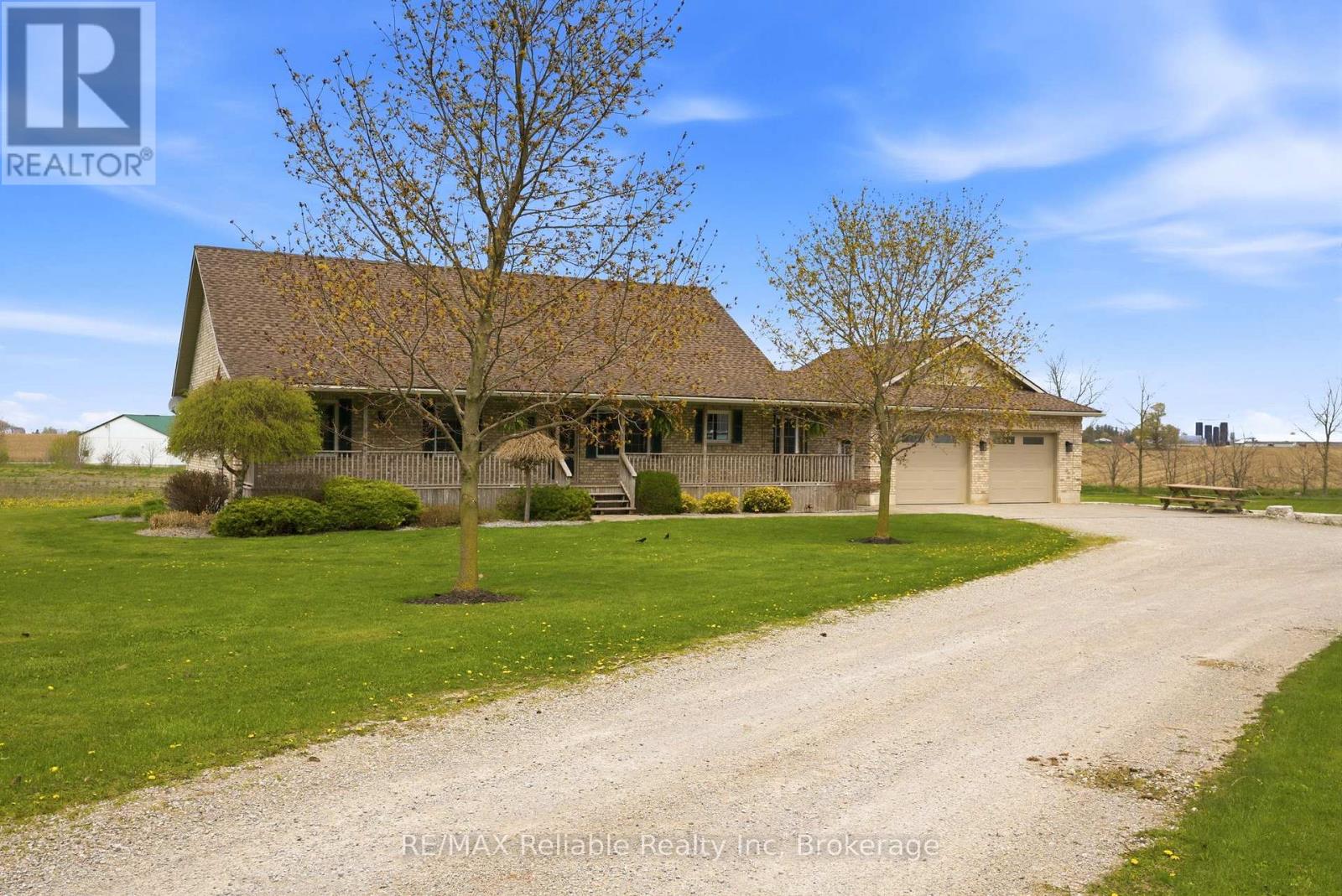 61 Wilson Street, Huron East, Ontario  N0K 1W0 - Photo 3 - X12631018