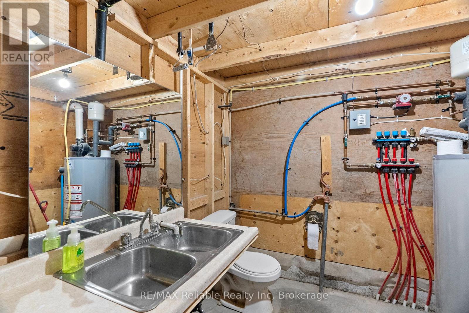 61 Wilson Street, Huron East, Ontario  N0K 1W0 - Photo 33 - X12631018