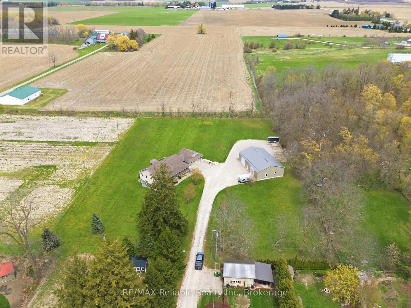 61 Wilson Street, Huron East, Ontario  N0K 1W0 - Photo 5 - X12631018
