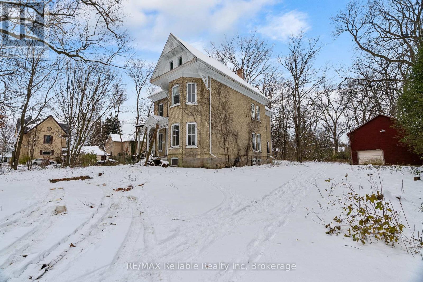 101 Centre Street, Huron East, Ontario  N0K 1W0 - Photo 35 - X12886750