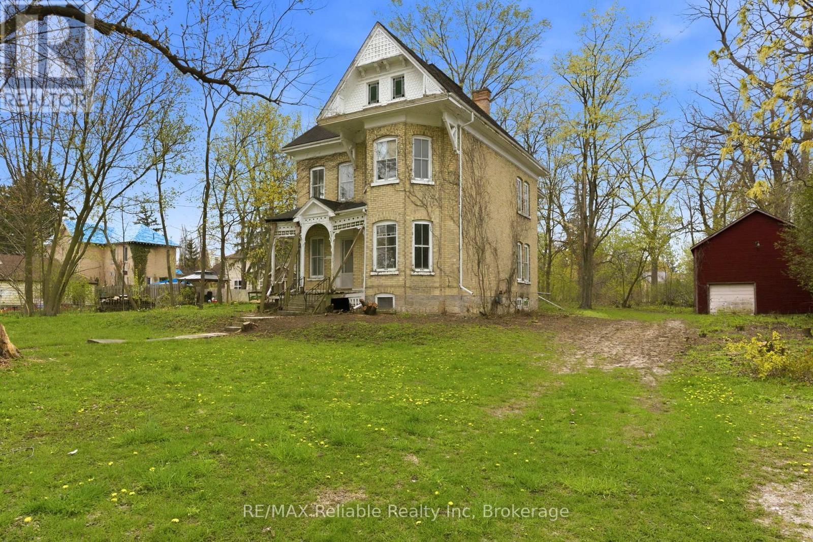 101 Centre Street, Huron East, Ontario  N0K 1W0 - Photo 2 - X12886750
