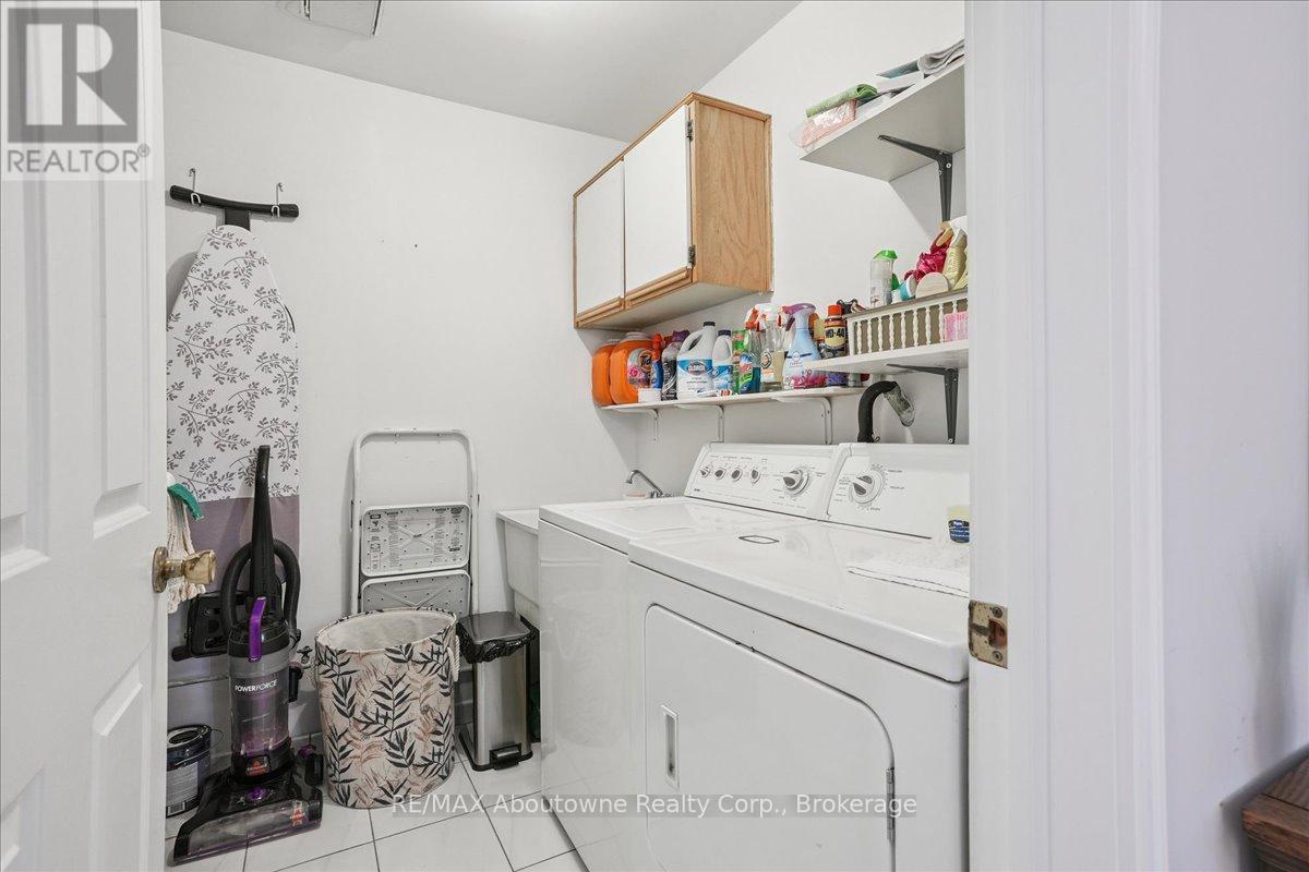 62 - 3050 Pinemeadow Drive, Burlington, Ontario  L7M 3X5 - Photo 34 - W13077238