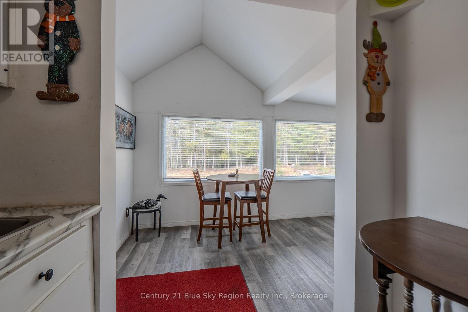 6454 & 6450 Highway 11n Highway, Temagami, Ontario  P0H 2H0 - Photo 16 - X13077212