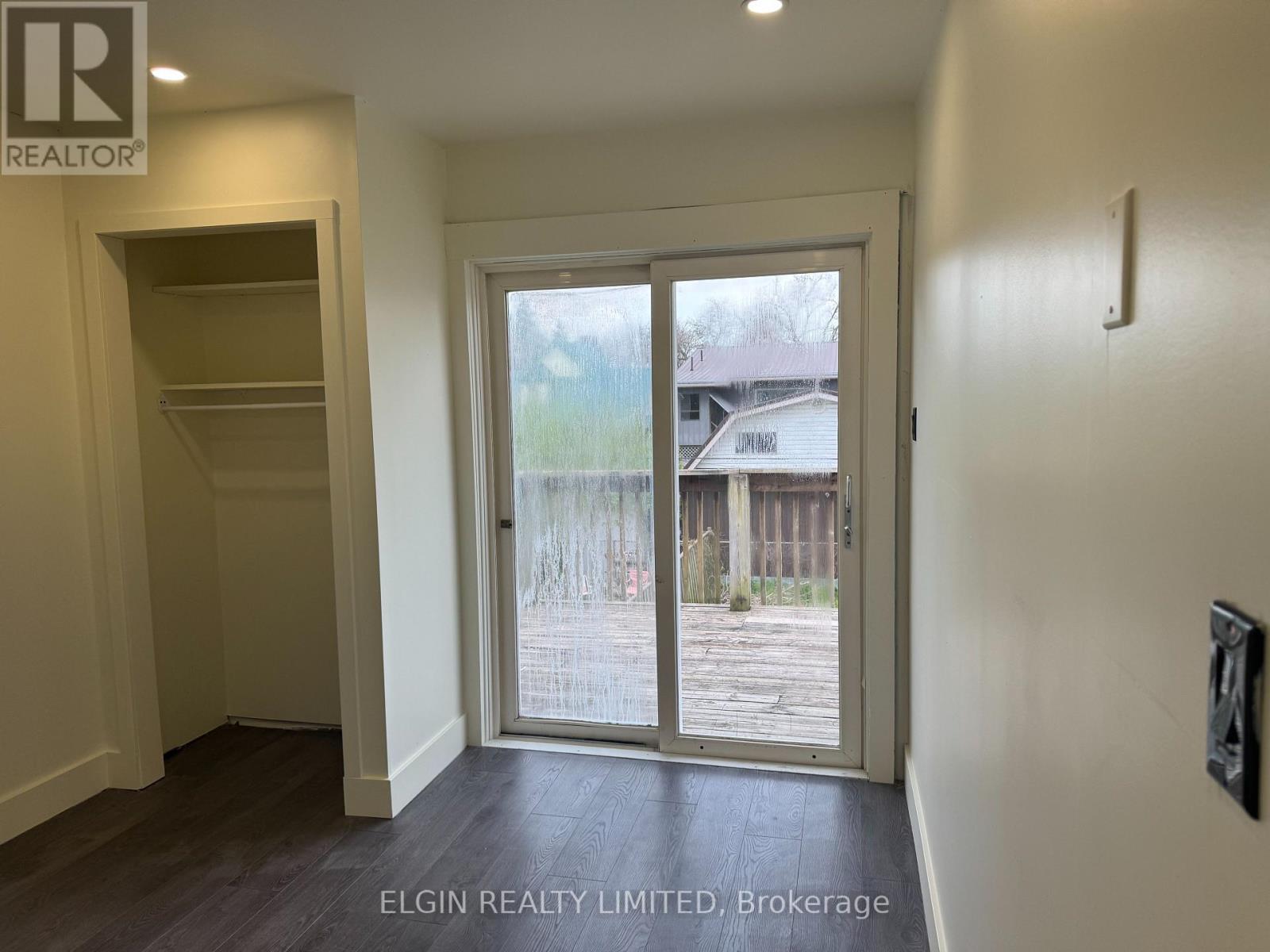 Upper - 11 Forest Avenue, St. Thomas, Ontario  N5R 2J1 - Photo 13 - X13077062