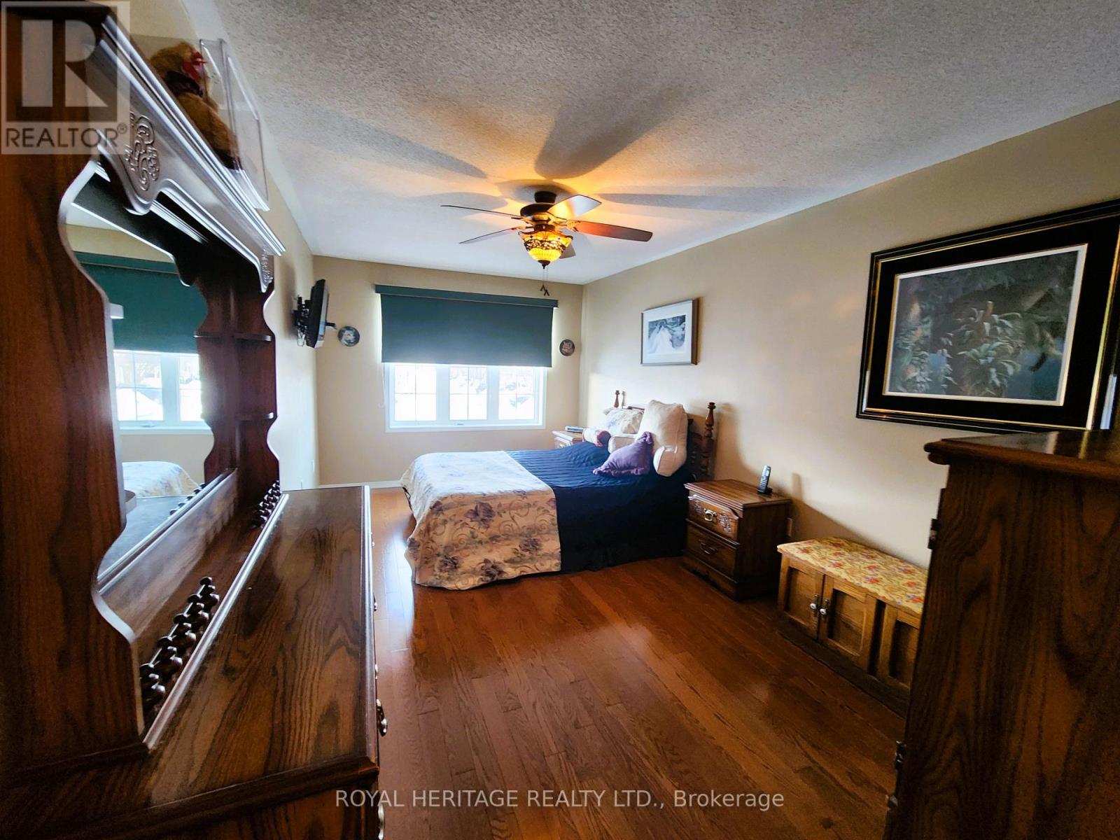 127 Knapton Drive, Newmarket, Ontario  L3X 3B3 - Photo 12 - N13077408
