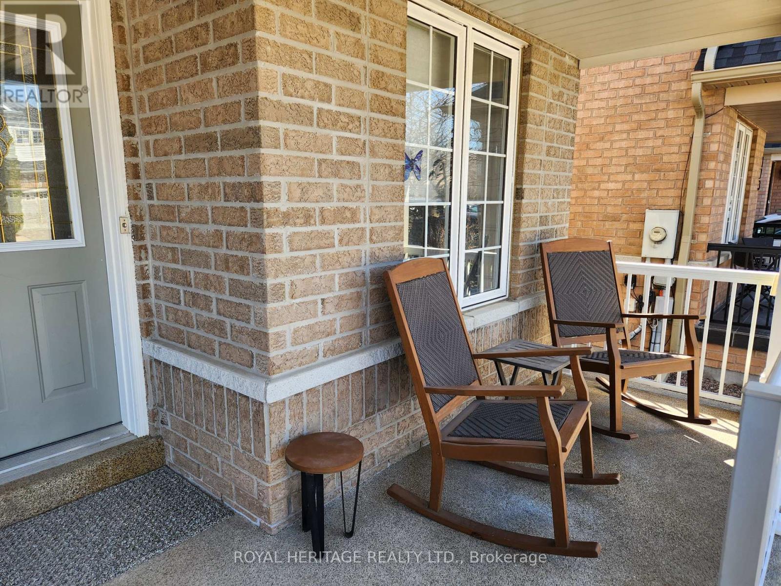 127 Knapton Drive, Newmarket, Ontario  L3X 3B3 - Photo 2 - N13077408