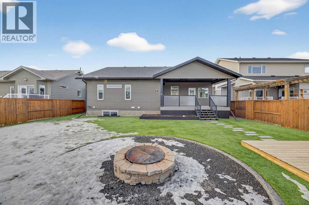 17 Viceroy Crescent, Olds, Alberta  T4H 0C4 - Photo 8 - A2286606