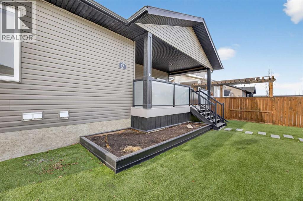 17 Viceroy Crescent, Olds, Alberta  T4H 0C4 - Photo 12 - A2286606