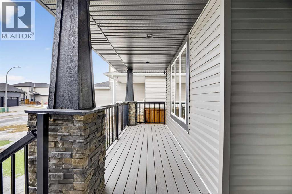 17 Viceroy Crescent, Olds, Alberta  T4H 0C4 - Photo 4 - A2286606