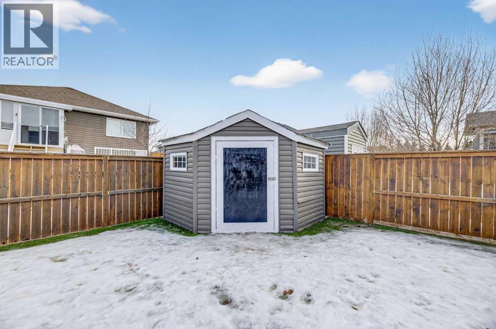 17 Viceroy Crescent, Olds, Alberta  T4H 0C4 - Photo 7 - A2286606