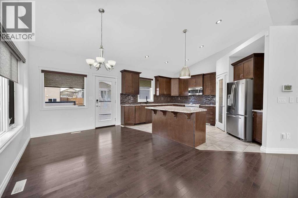 17 Viceroy Crescent, Olds, Alberta  T4H 0C4 - Photo 22 - A2286606
