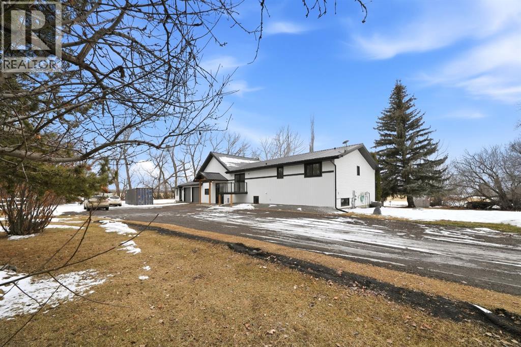 37301 Range Road 264, Rural Red Deer County, Alberta  T4E 1J6 - Photo 11 - A2297068