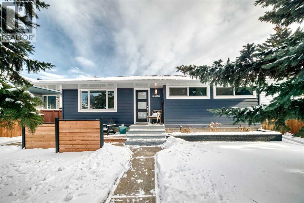 3304 46 Street SW, Calgary, Alberta  T3E 3W8 - Photo 1 - A2301425