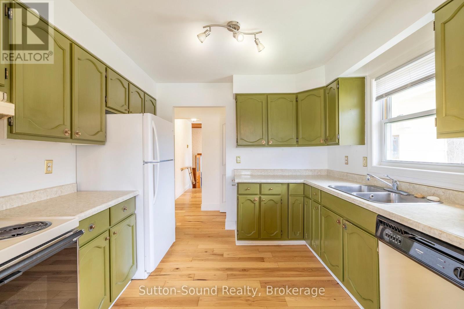 125 Paradise Bay Road, Meaford, Ontario  N0H 1B0 - Photo 14 - X13077272