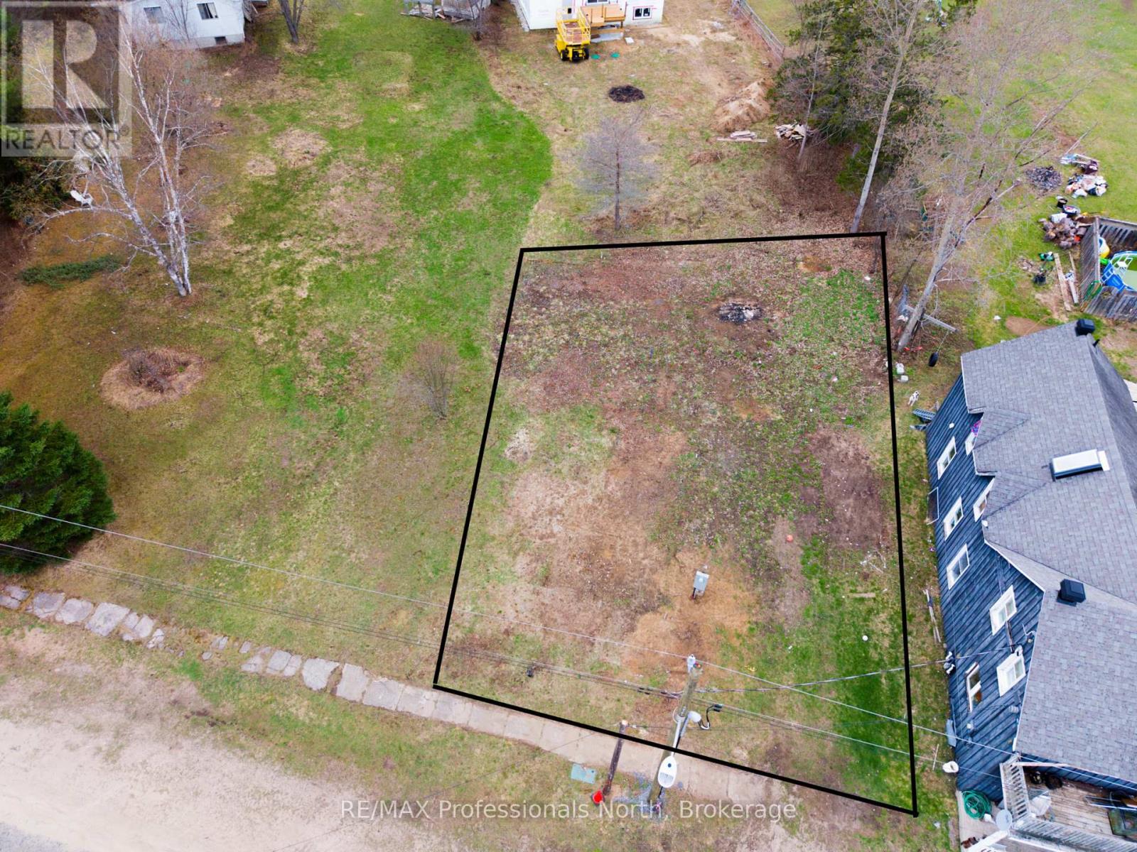 0 VACANT LOT MCCRANDLE STREET W, Perry, Ontario