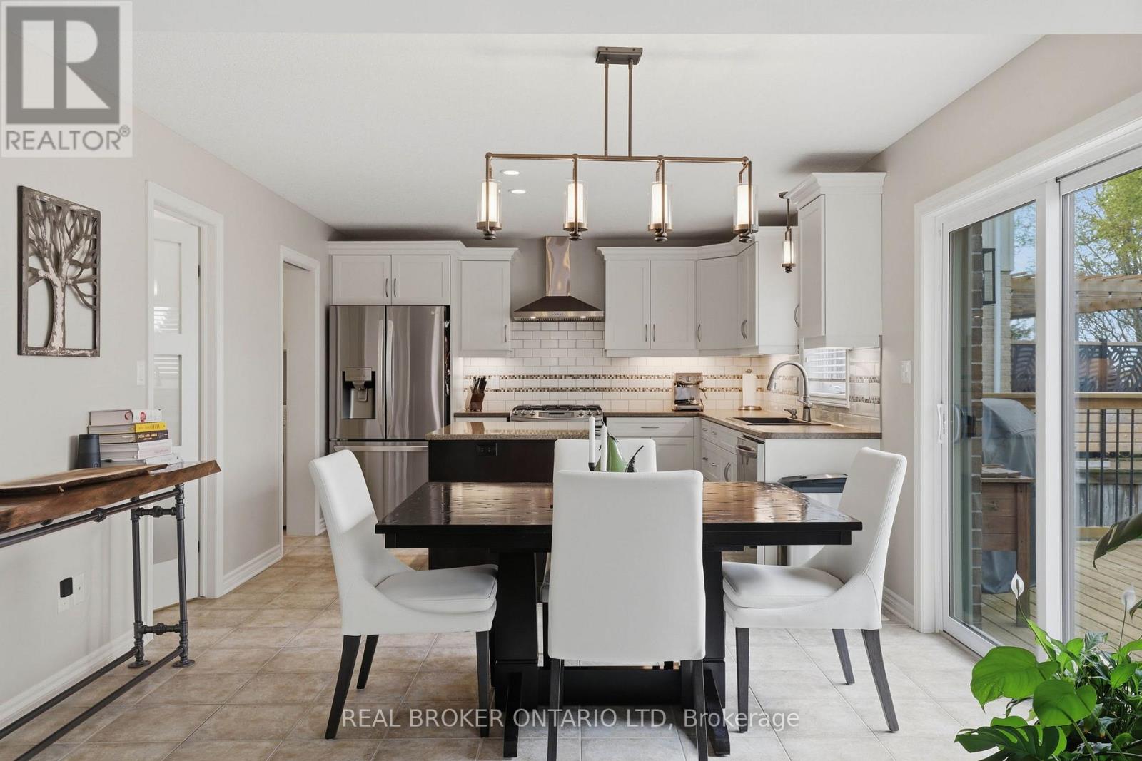 20 Majestic Court, St. Thomas, Ontario  N5R 0B9 - Photo 11 - X13076342