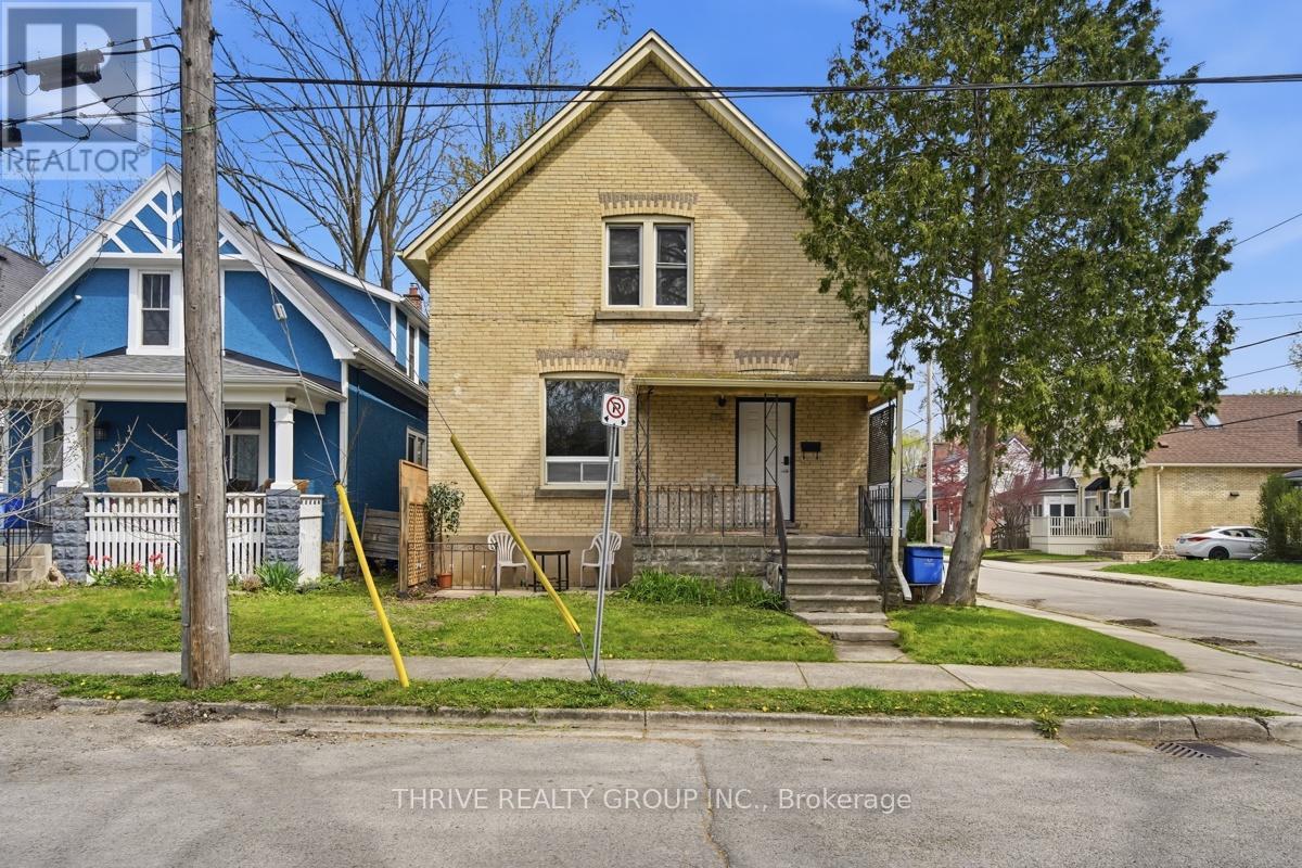 2 MOIR STREET, London North, Ontario