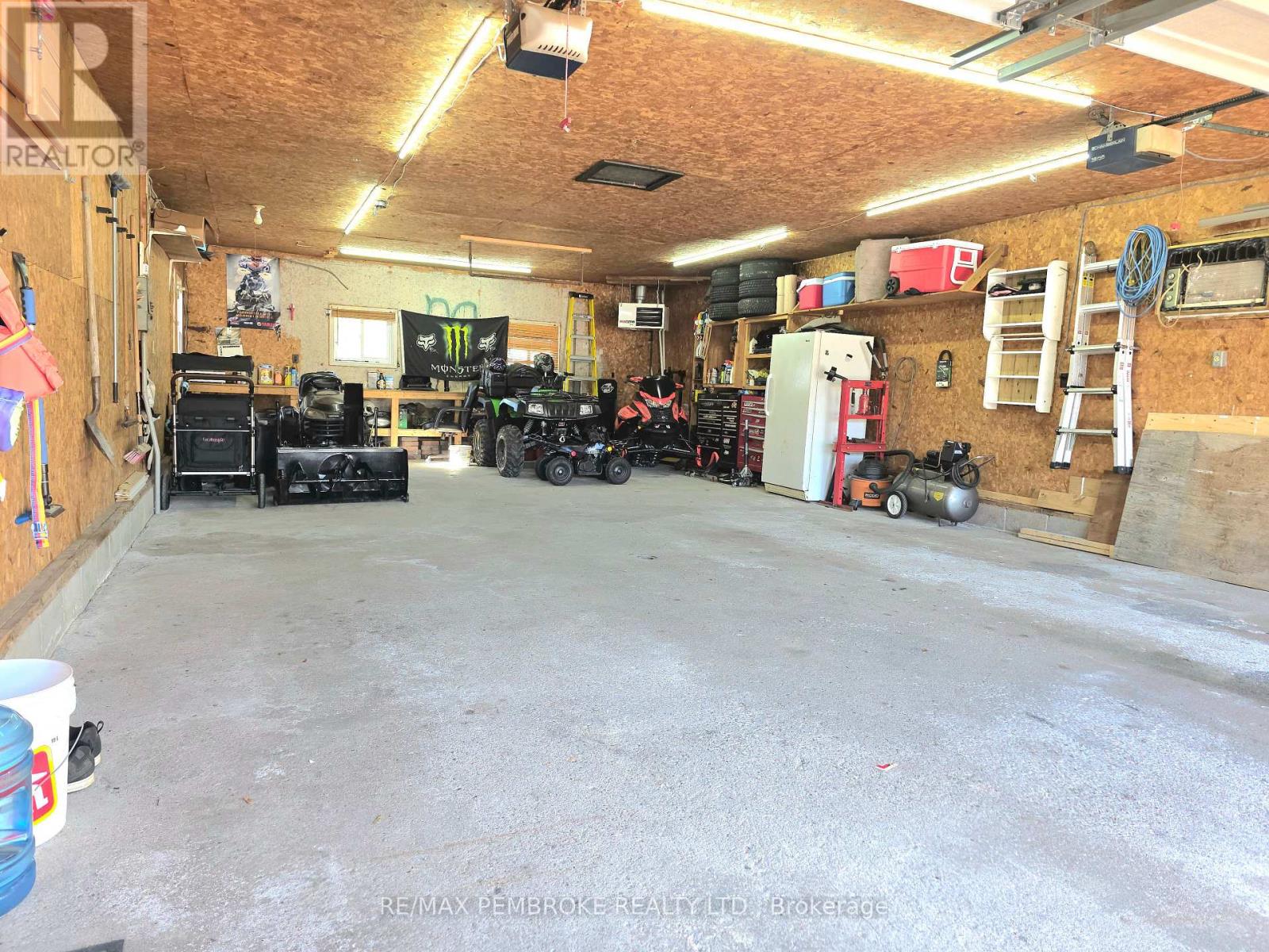560 Boundary Road E, Laurentian Valley, Ontario  K8A 6M3 - Photo 8 - X13077108