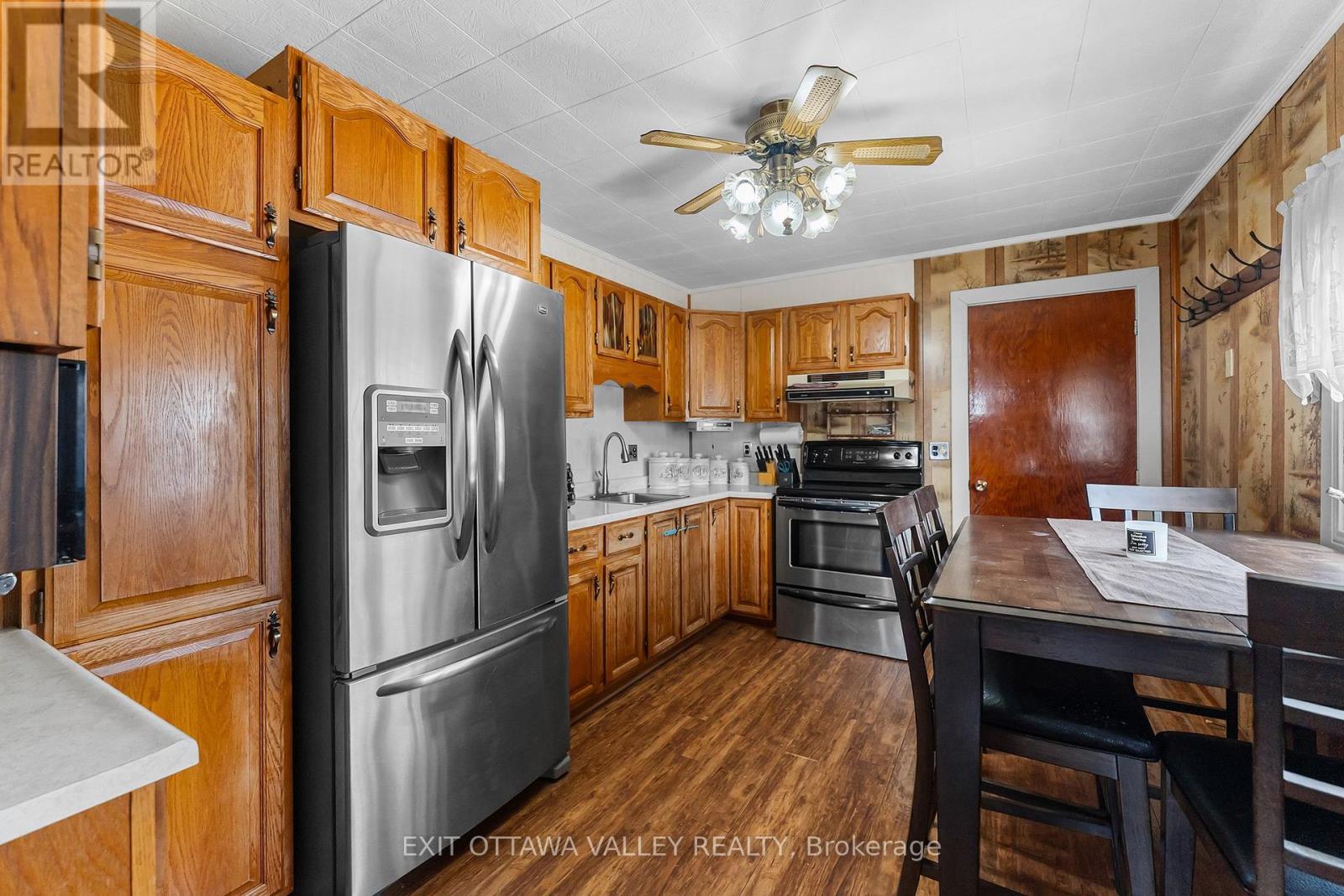 1165 Pembroke Street E, Laurentian Valley, Ontario  K8A 7R4 - Photo 6 - X13077328