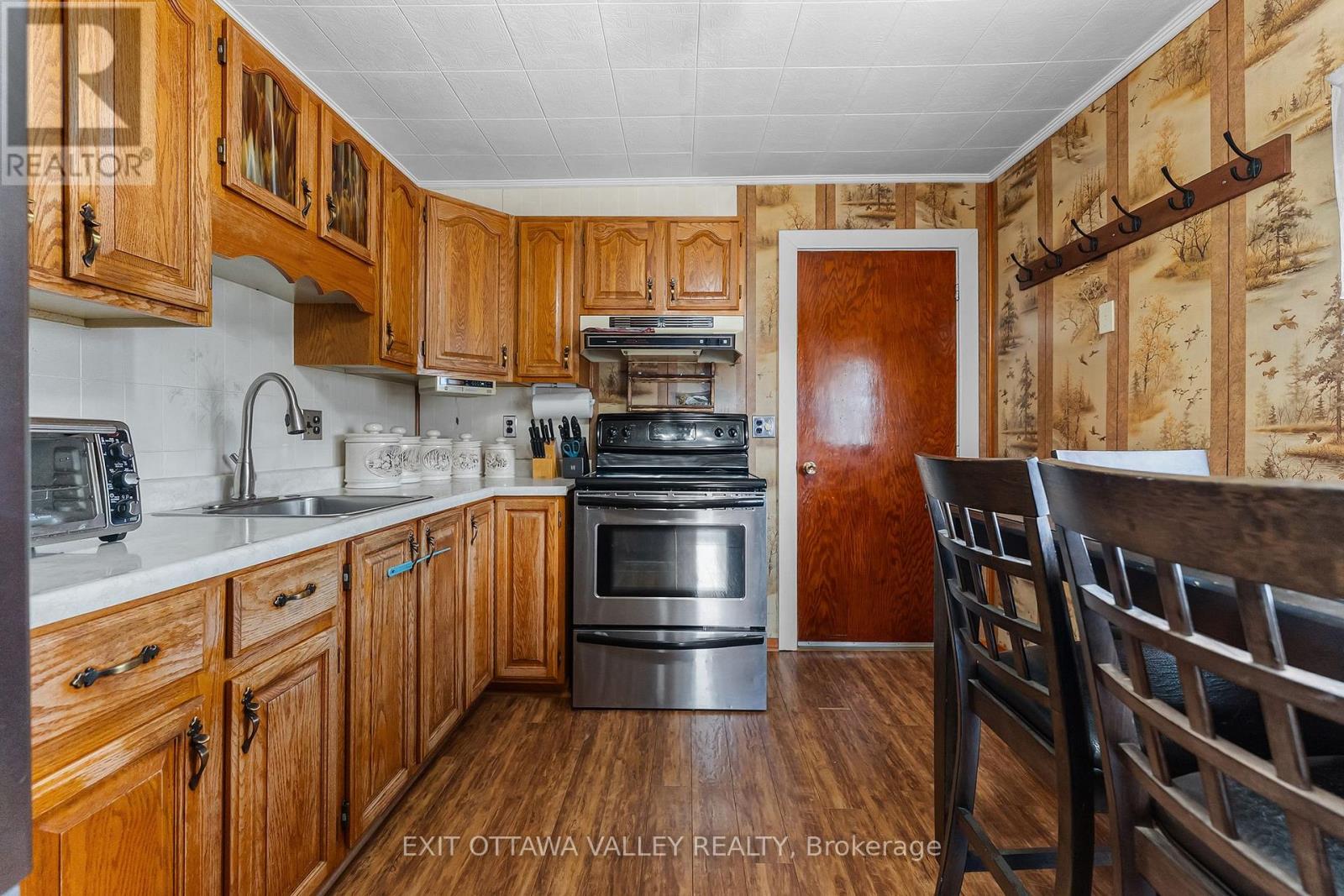 1165 Pembroke Street E, Laurentian Valley, Ontario  K8A 7R4 - Photo 7 - X13077328