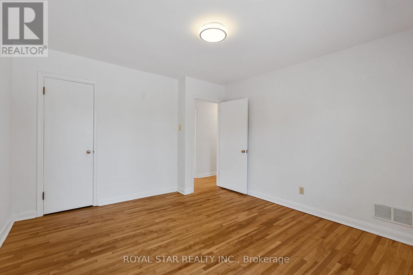 10 DELONG DRIVE - Photo 28