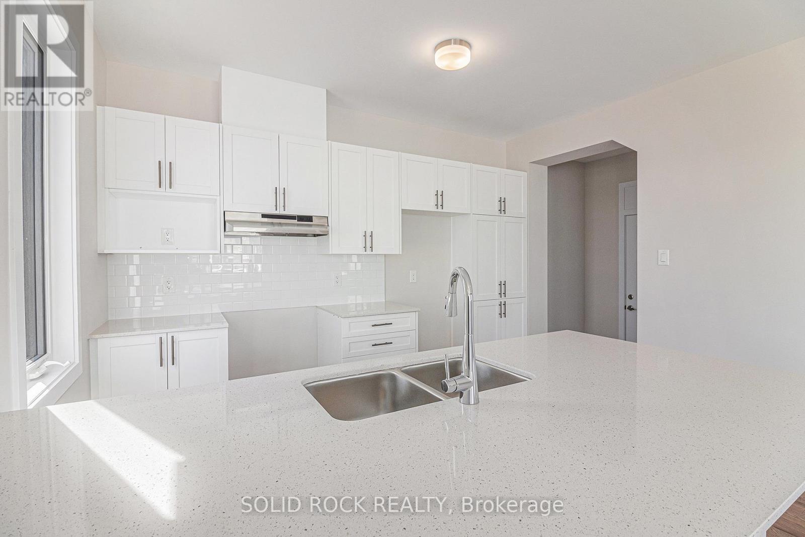 208 Beebalm Crescent, Ottawa, Ontario  K2J 7H1 - Photo 9 - X13077142