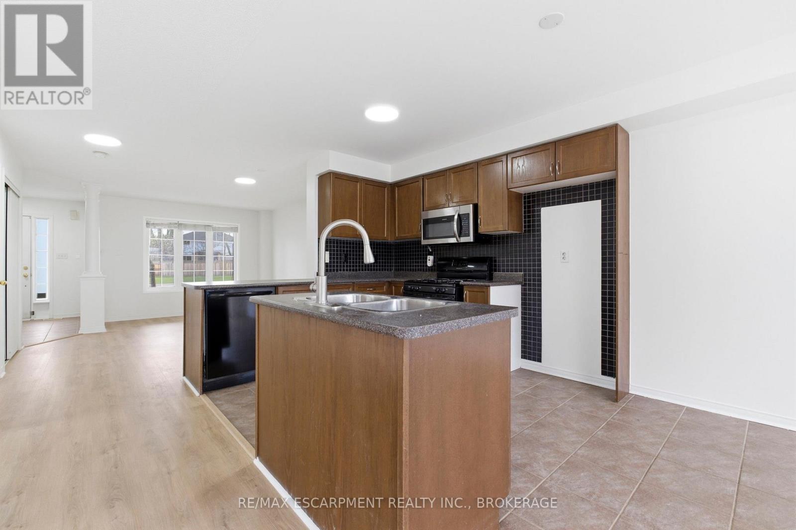 481 Jim Barber Court, Newmarket, Ontario  L3Y 9E6 - Photo 13 - N13077322