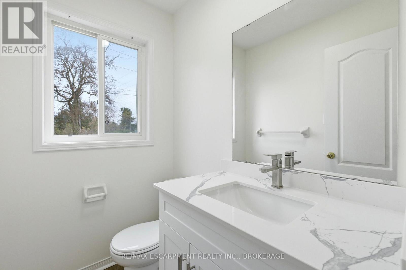 481 Jim Barber Court, Newmarket, Ontario  L3Y 9E6 - Photo 20 - N13077322