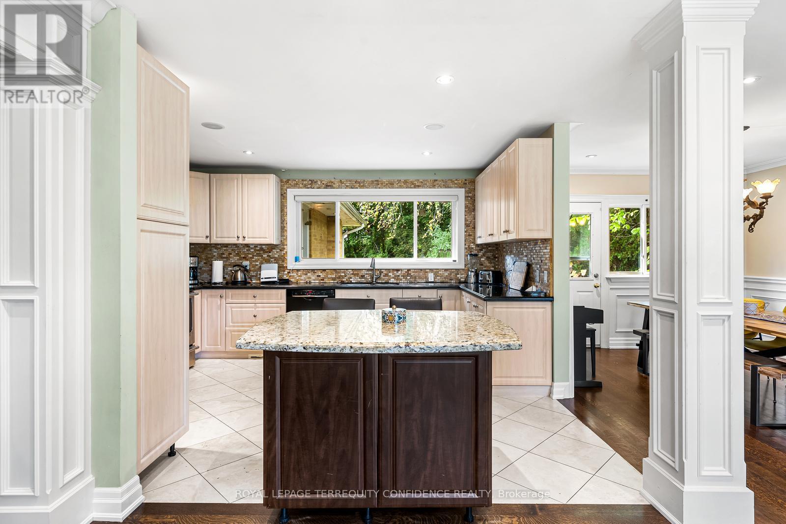 58 Burbank Drive, Toronto, Ontario  M2K 1N2 - Photo 10 - C13077124