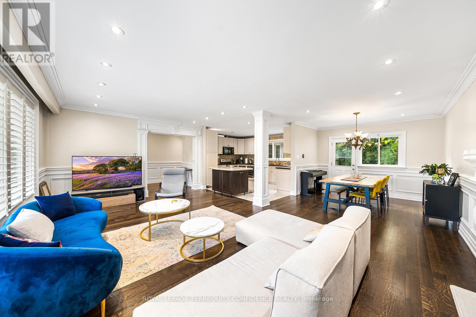 58 Burbank Drive, Toronto, Ontario  M2K 1N2 - Photo 7 - C13077124