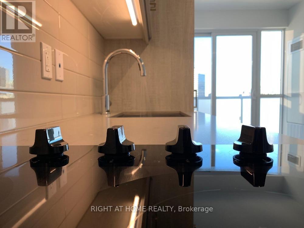 2307 - 77 Mutual Street, Toronto, Ontario  M5B 0B9 - Photo 6 - C13077194