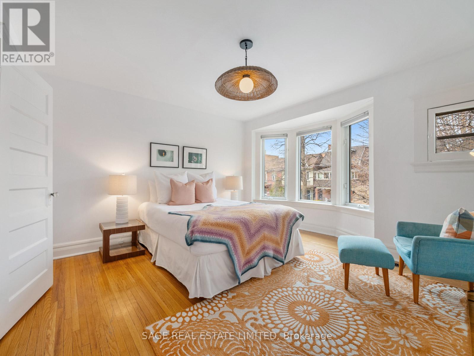 415 Clinton Street, Toronto, Ontario  M6G 2Z1 - Photo 11 - C13077208