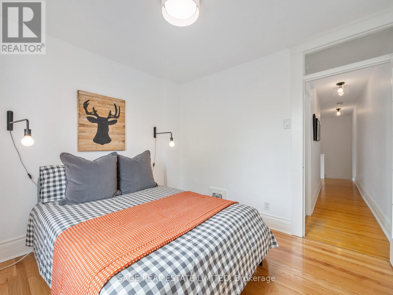 415 Clinton Street, Toronto, Ontario  M6G 2Z1 - Photo 18 - C13077208