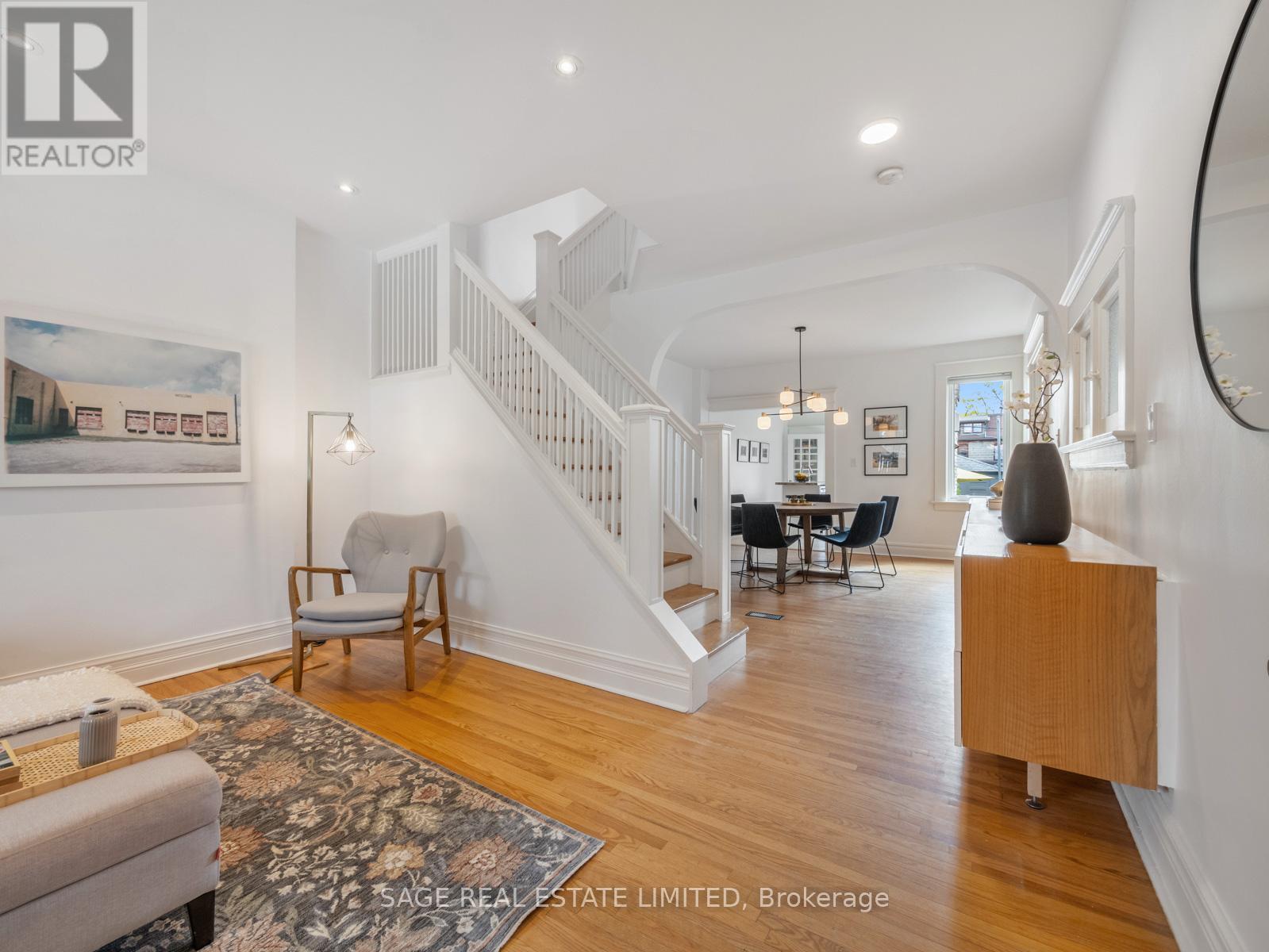 415 Clinton Street, Toronto, Ontario  M6G 2Z1 - Photo 3 - C13077208