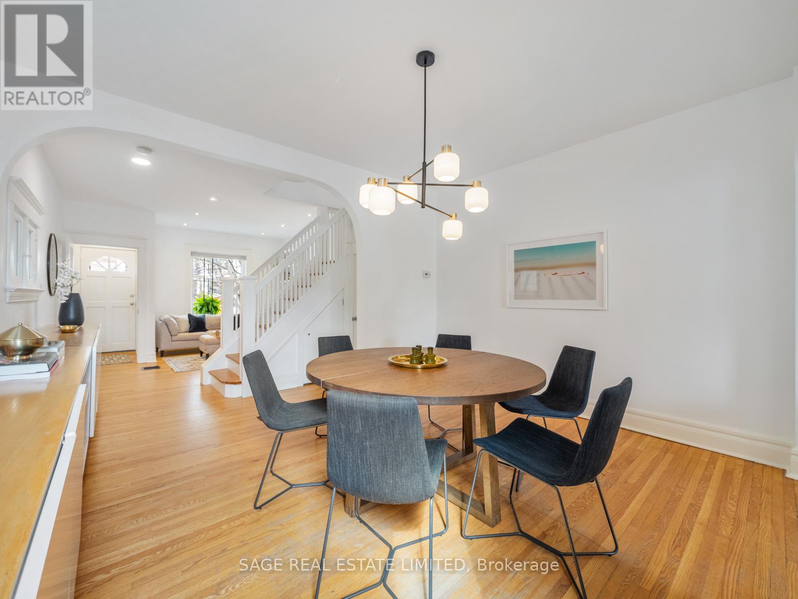 415 Clinton Street, Toronto, Ontario  M6G 2Z1 - Photo 6 - C13077208