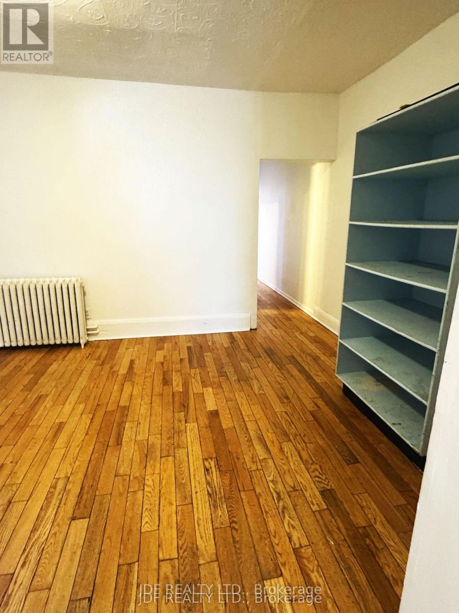 383 Lansdowne Avenue, Toronto, Ontario  M6H 3Y2 - Photo 12 - C13077266