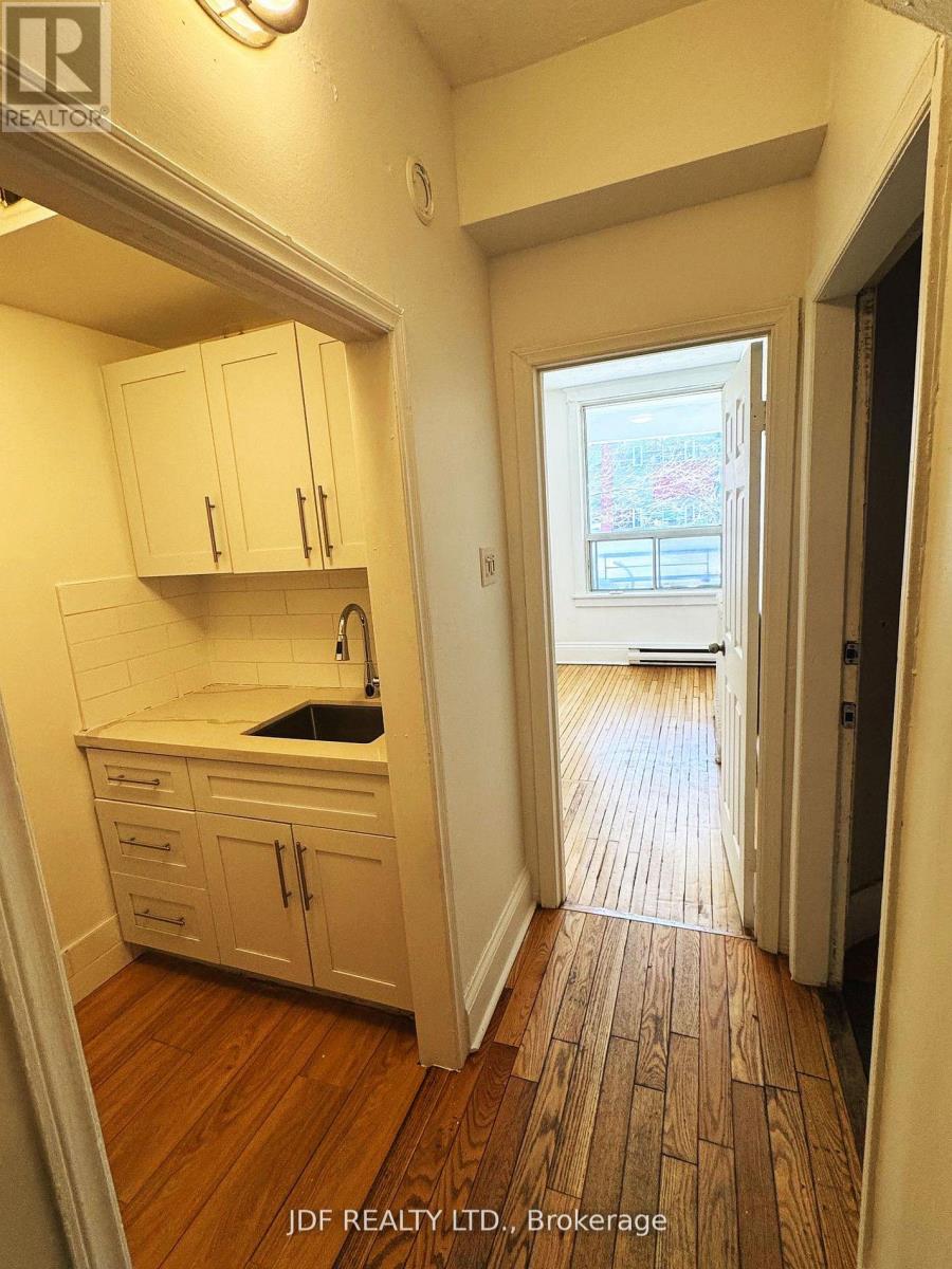 383 Lansdowne Avenue, Toronto, Ontario  M6H 3Y2 - Photo 27 - C13077266