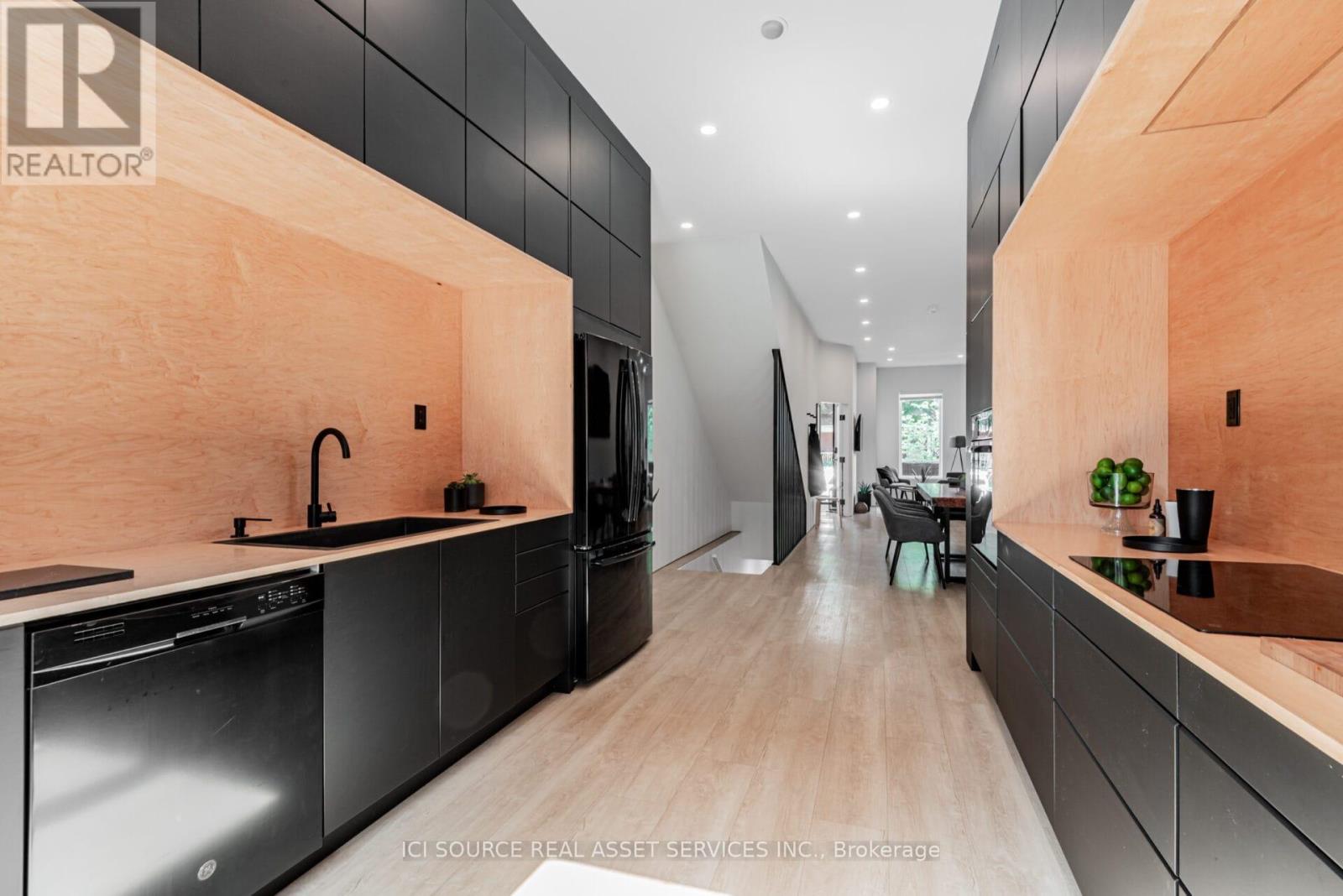 44 Massey Street, Toronto, Ontario  M6J 2T4 - Photo 11 - C13077402