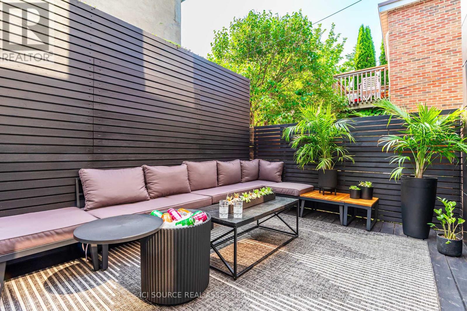 44 Massey Street, Toronto, Ontario  M6J 2T4 - Photo 15 - C13077402