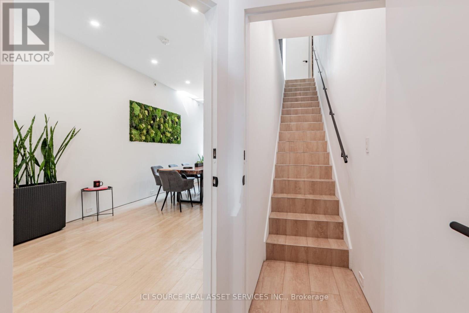 44 Massey Street, Toronto, Ontario  M6J 2T4 - Photo 6 - C13077402