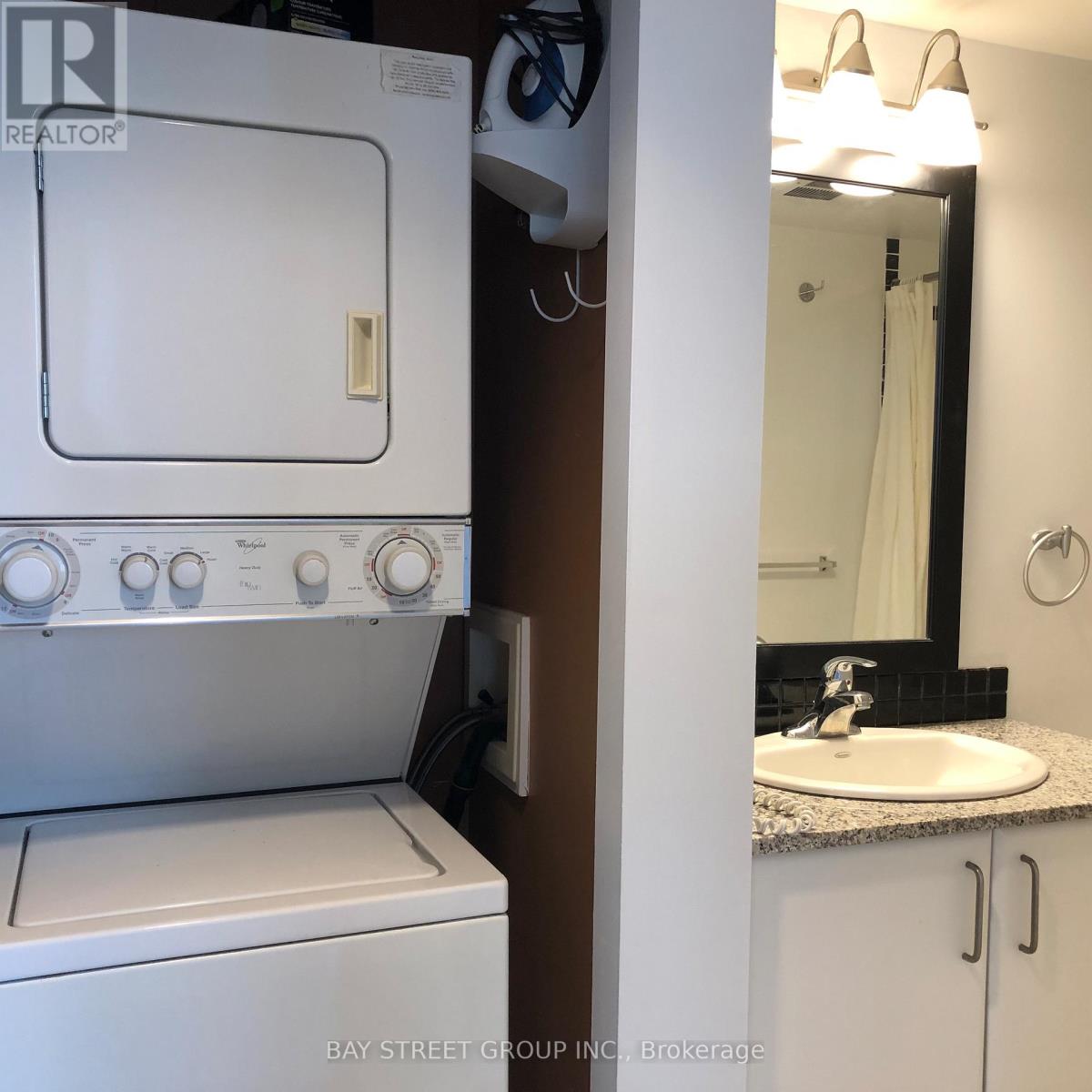 2000 - 33 Sheppard Avenue E, Toronto, Ontario  M2N 7K1 - Photo 14 - C13077418