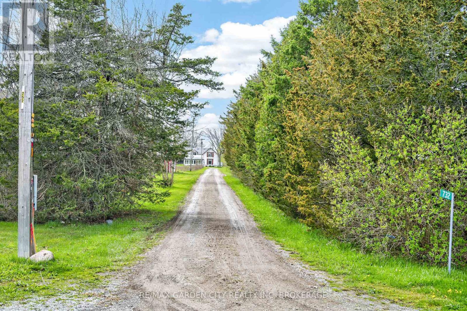 732 Cedar Bay Road W, Port Colborne, Ontario  L3K 5V3 - Photo 5 - X13077136