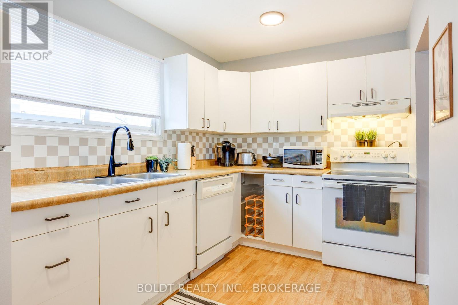4365 Second Avenue, Niagara Falls, Ontario  L2E 4G8 - Photo 4 - X13077254