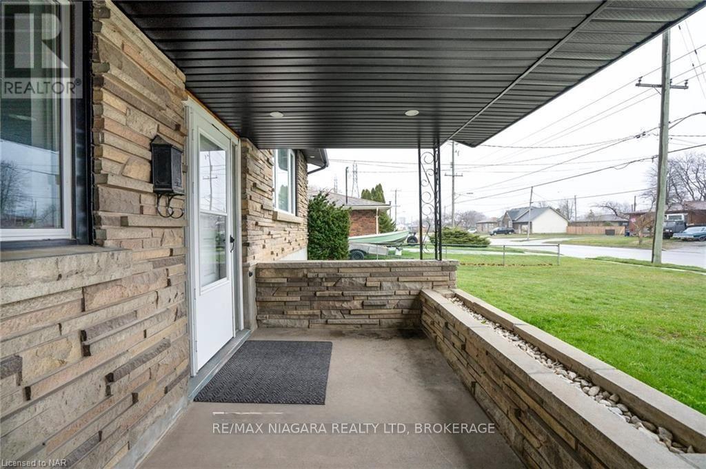 1075 Ontario Road, Welland, Ontario  L3B 5E5 - Photo 3 - X13077426
