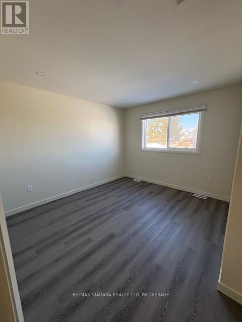 1075 Ontario Road, Welland, Ontario  L3B 5E5 - Photo 31 - X13077426