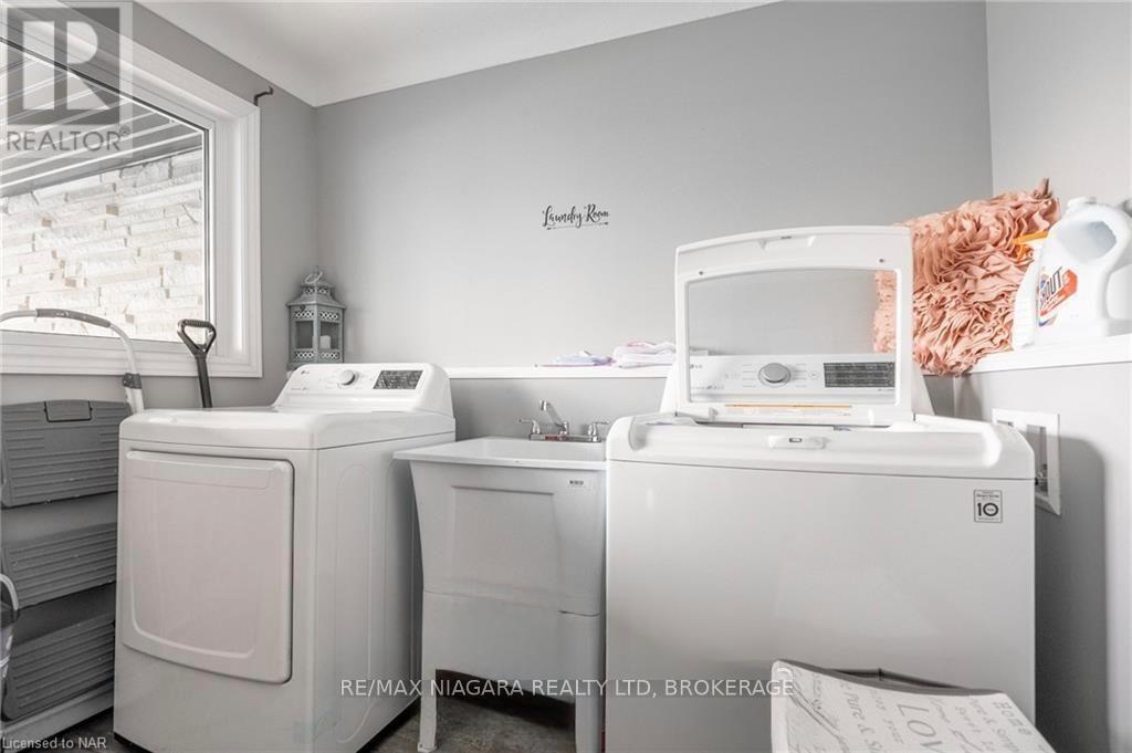 1075 Ontario Road, Welland, Ontario  L3B 5E5 - Photo 5 - X13077426