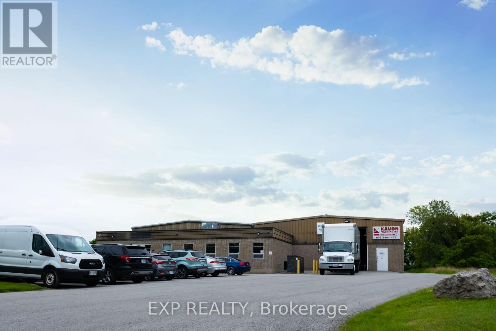 2 - 9 KEEFER ROAD, St. Catharines, Ontario