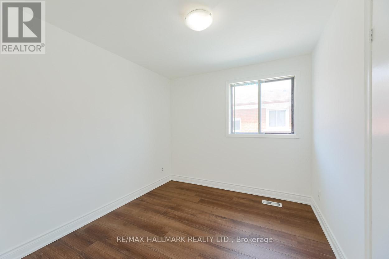 767 Midland Avenue, Toronto, Ontario  M1K 4E5 - Photo 17 - E13077120
