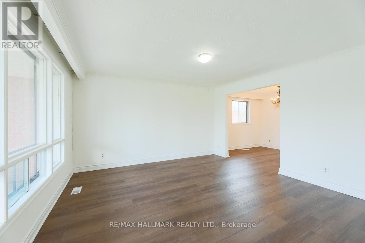 767 Midland Avenue, Toronto, Ontario  M1K 4E5 - Photo 6 - E13077120